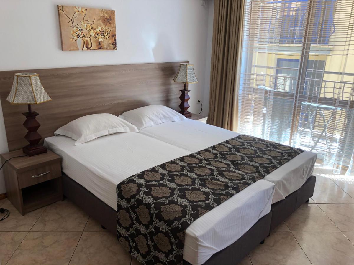 Time Out Hotel Sozopol Exterior photo