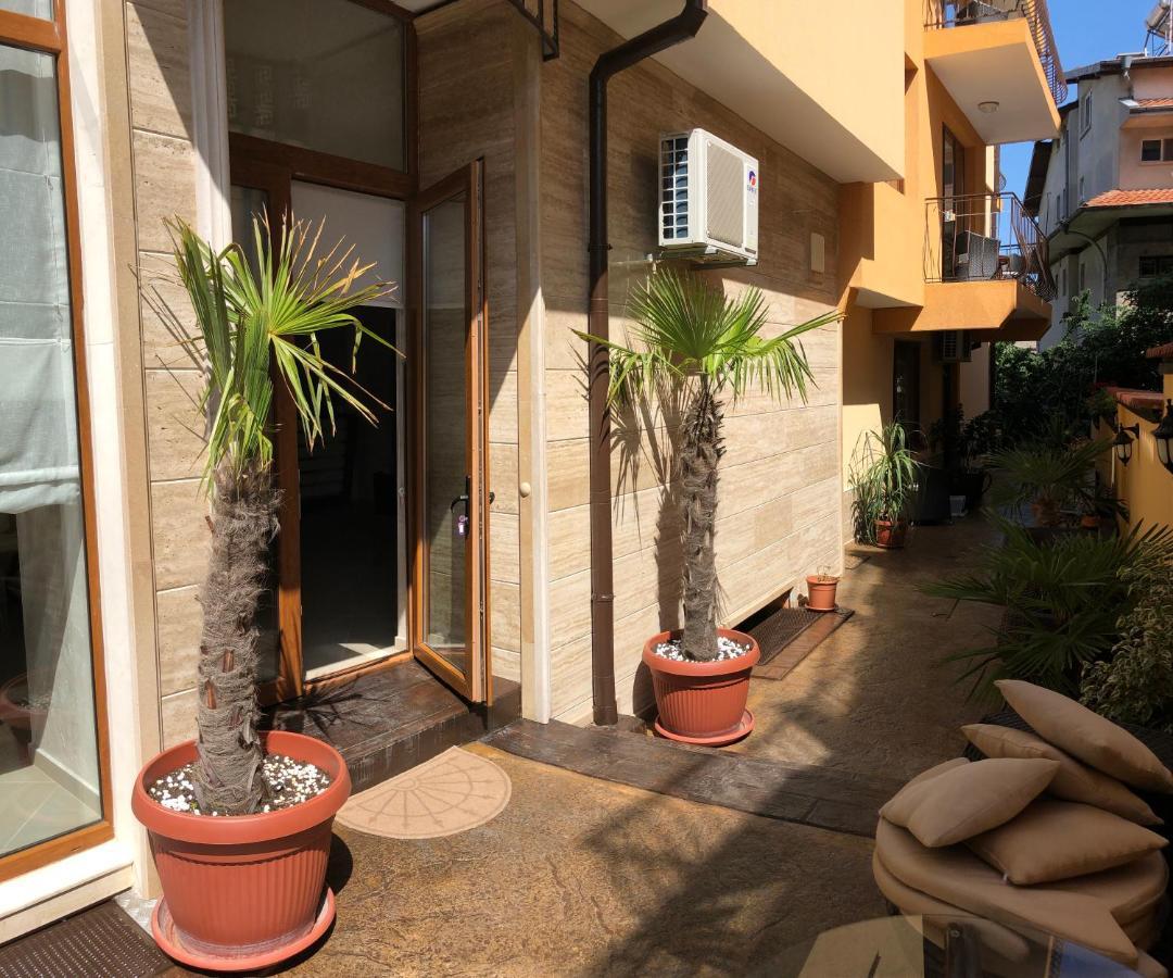 Time Out Hotel Sozopol Exterior photo