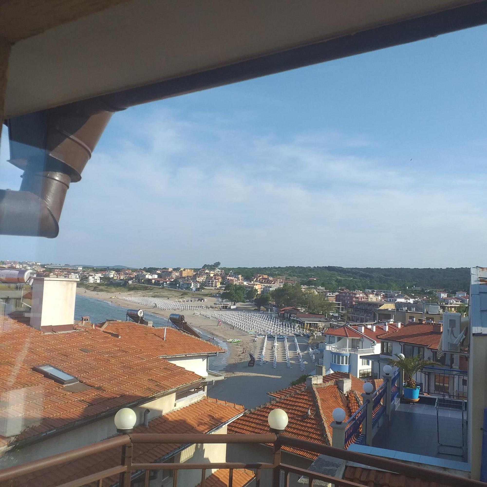 Time Out Hotel Sozopol Exterior photo